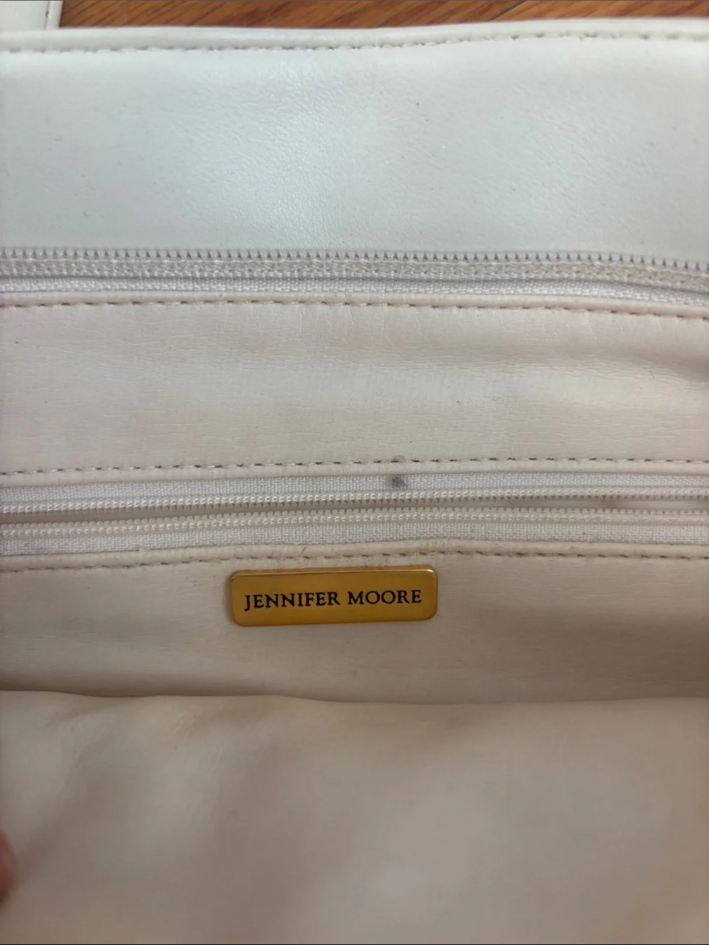 Jennifer Moore Cream Woven Shoulder Bag with Gold Chain Straps